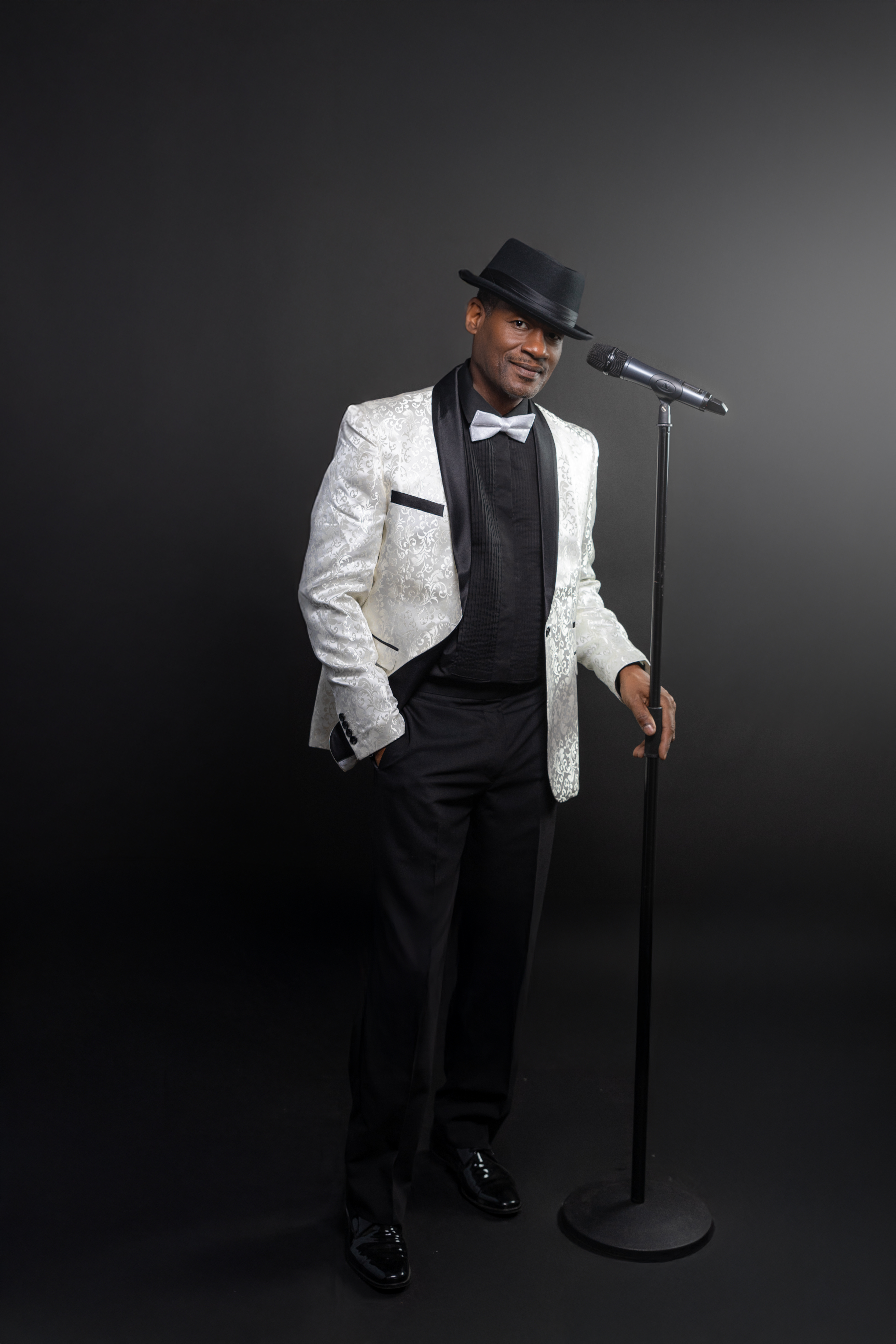 Rent a singer